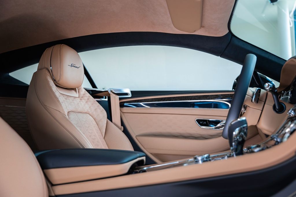 Bentley Continental GT 2025