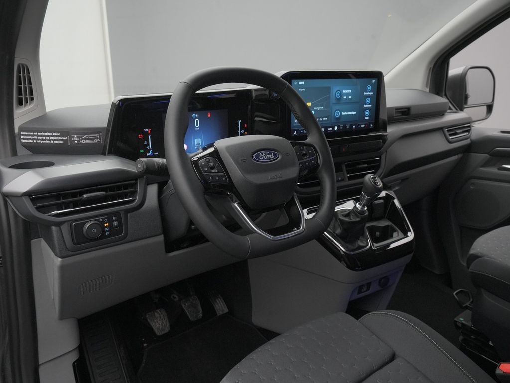 Ford Tourneo Custom 2025