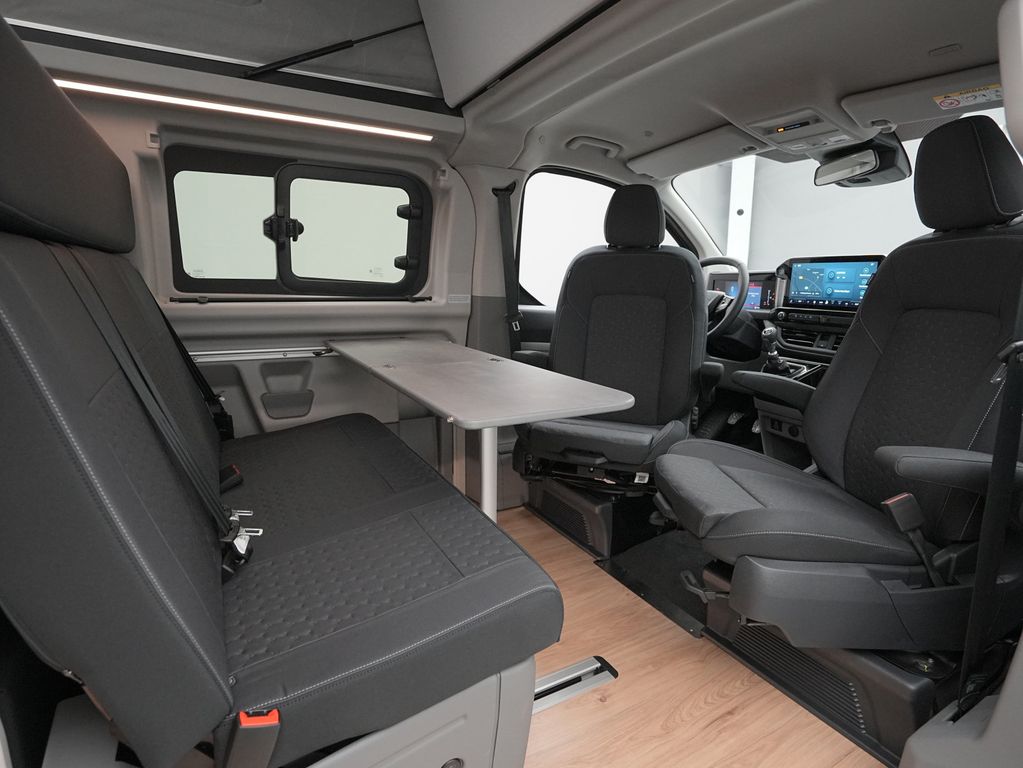 Ford Tourneo Custom 2025