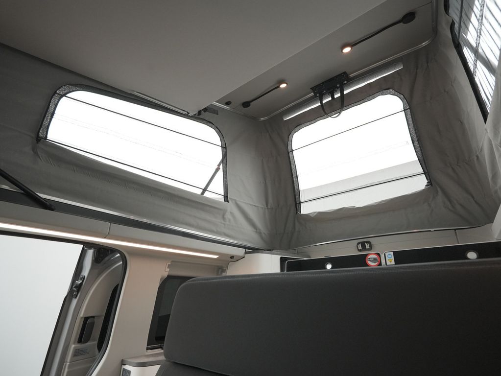 Ford Tourneo Custom 2025