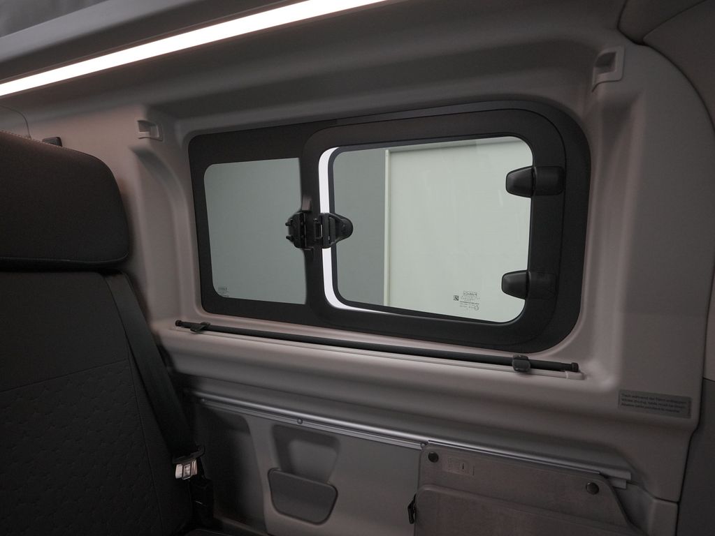 Ford Tourneo Custom 2025