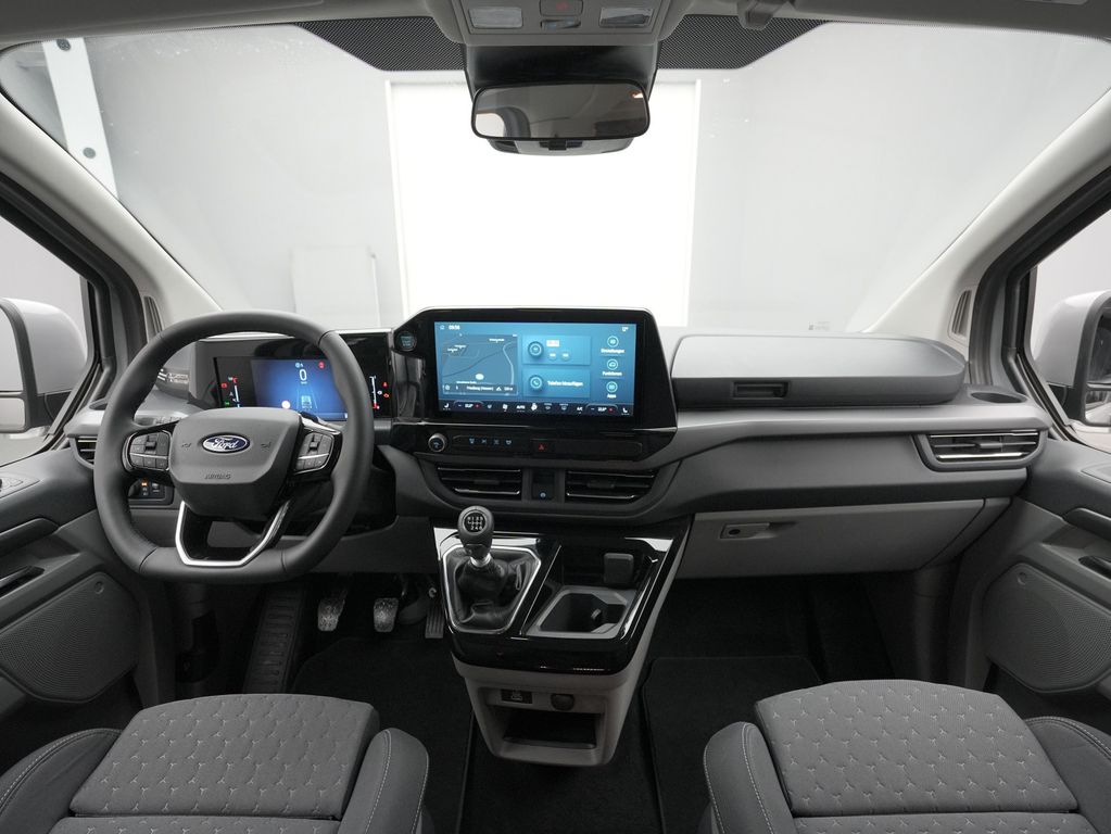 Ford Tourneo Custom 2025