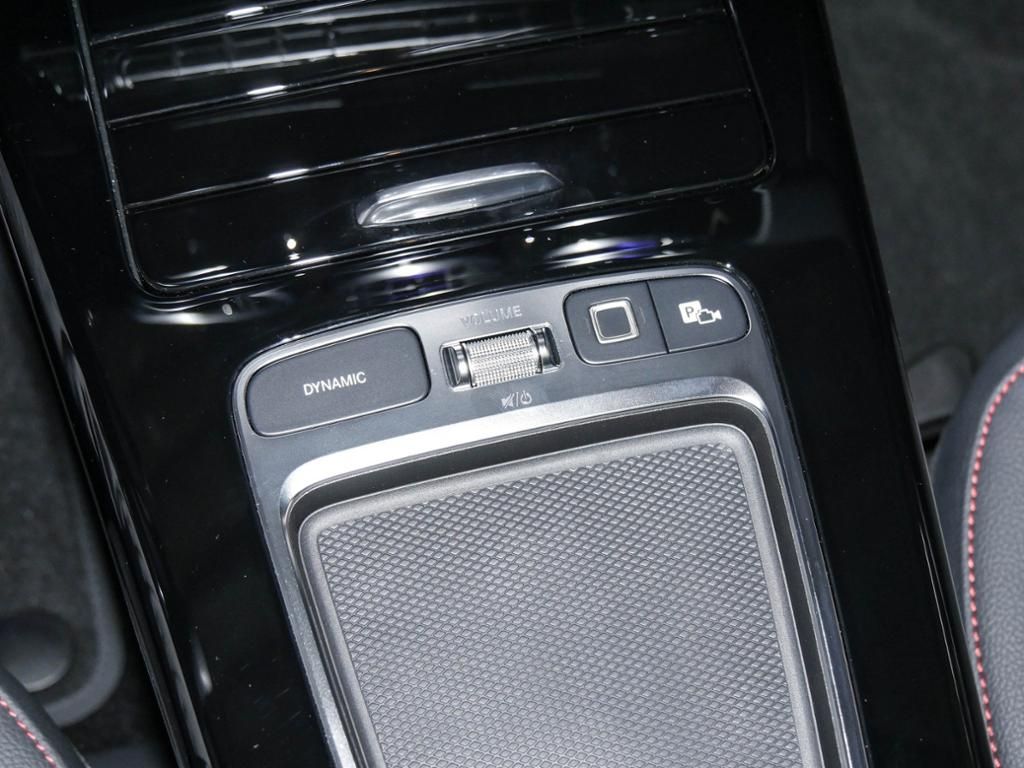 Mercedes-Benz CLA 250 2025