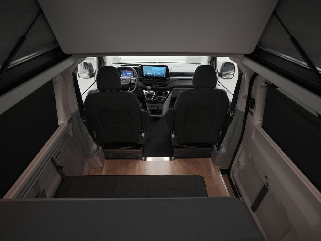 Ford Tourneo Custom 2025