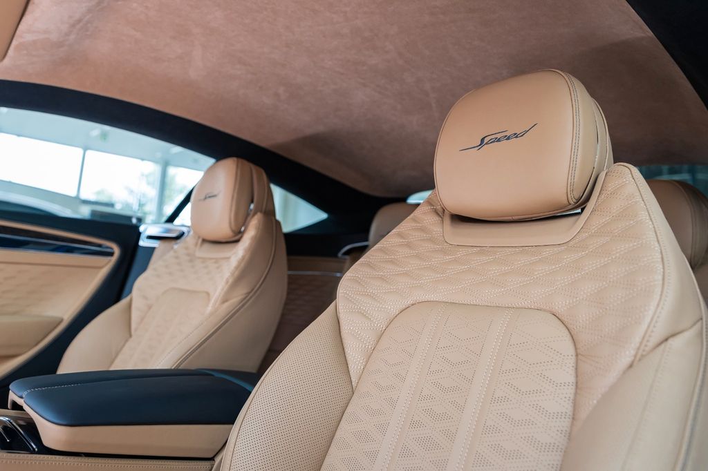 Bentley Continental GT 2025