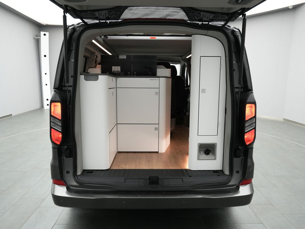 Ford Tourneo Custom 2025