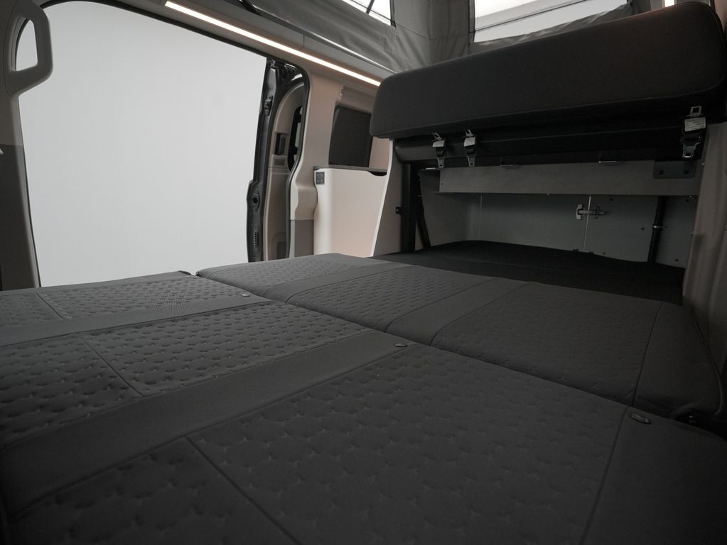 Ford Tourneo Custom 2025