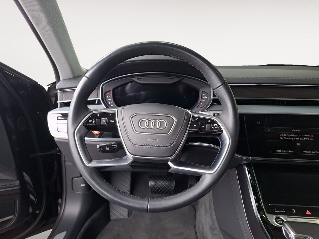Audi A8 2023