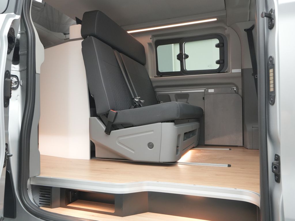 Ford Tourneo Custom 2025