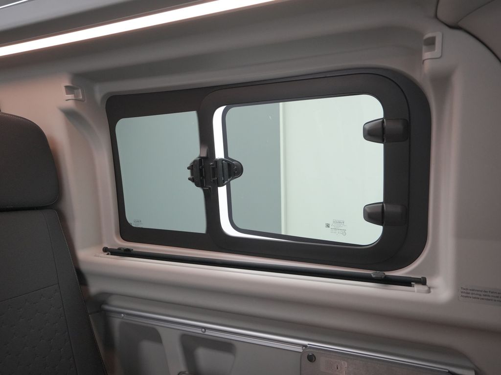 Ford Tourneo Custom 2025