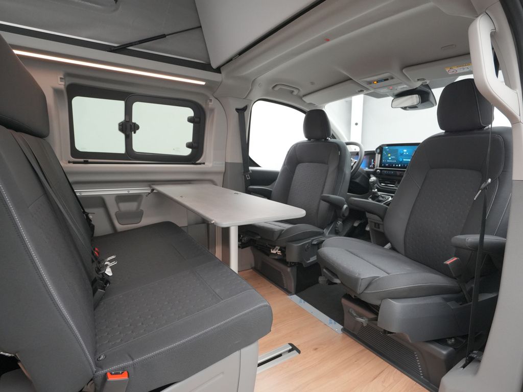 Ford Tourneo Custom 2025