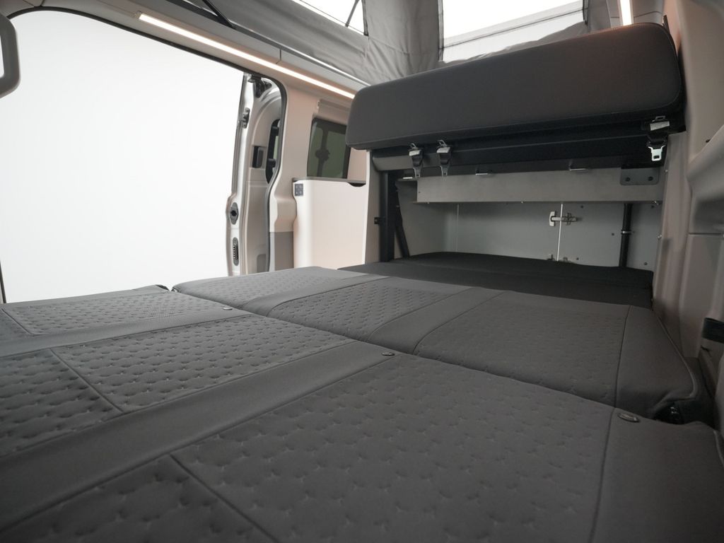 Ford Tourneo Custom 2025