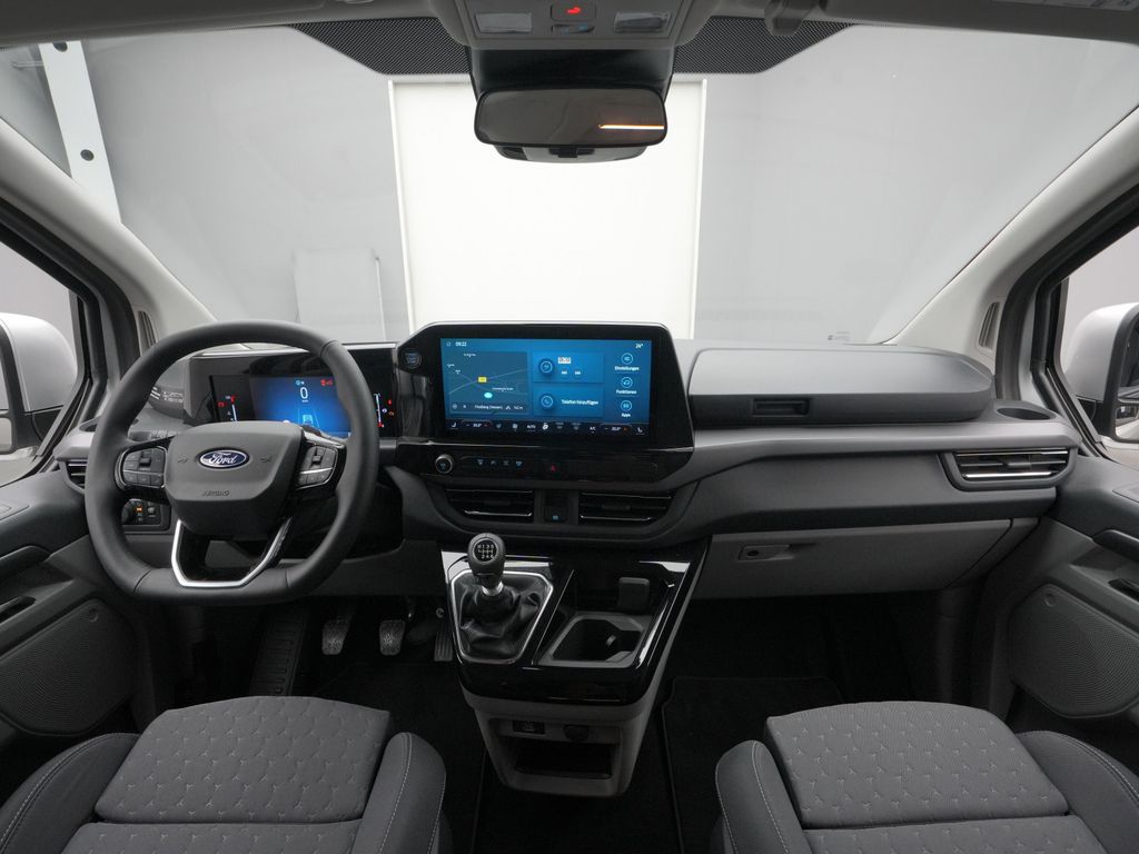 Ford Tourneo Custom 2025