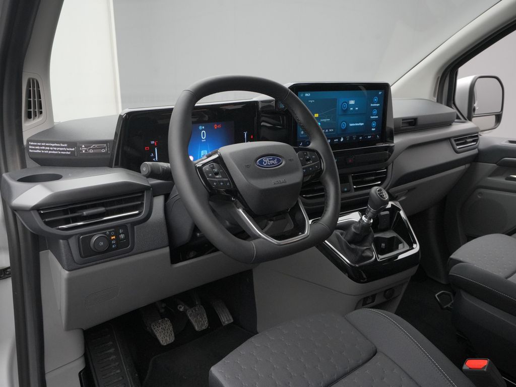 Ford Tourneo Custom 2025