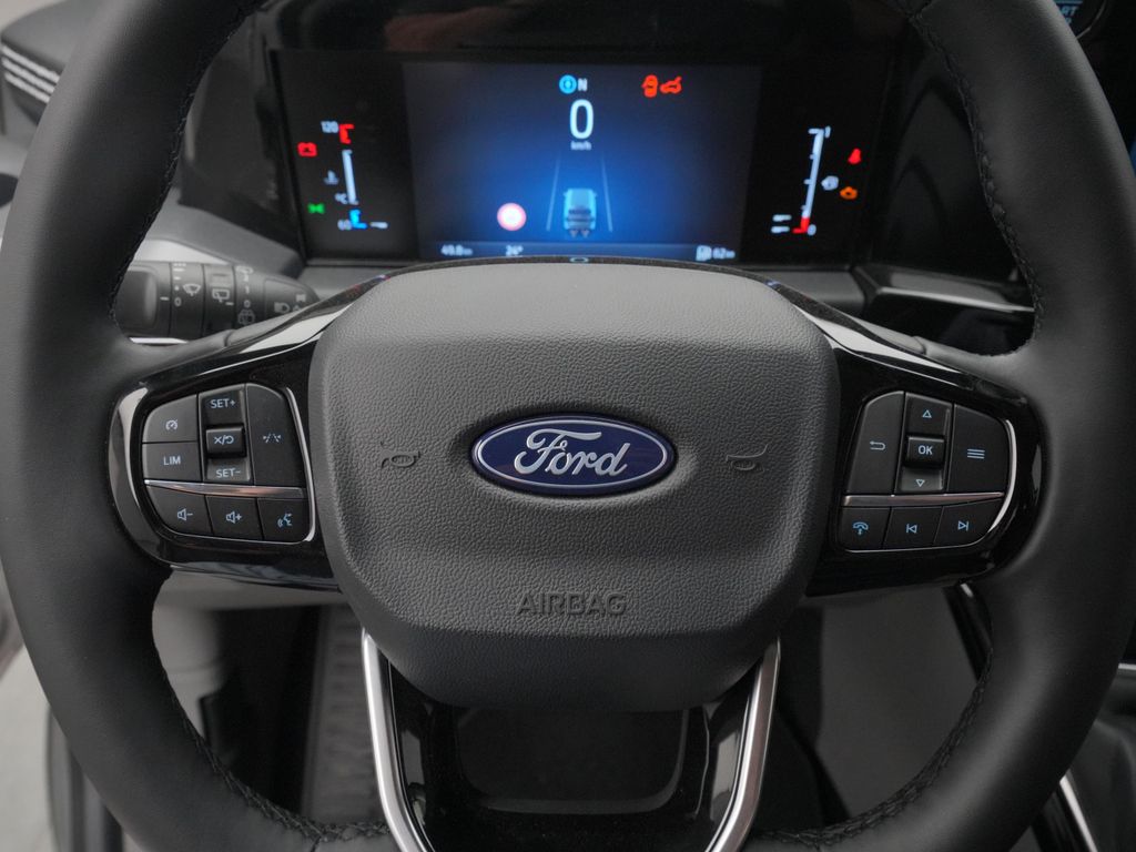 Ford Tourneo Custom 2025