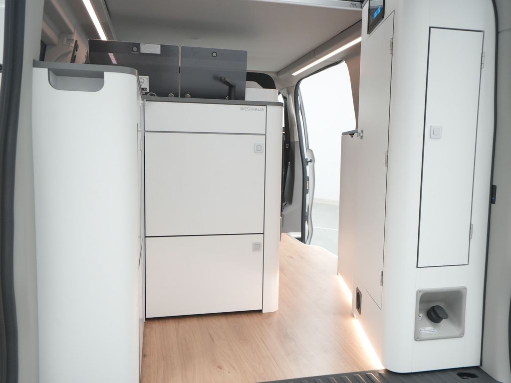 Ford Tourneo Custom 2025