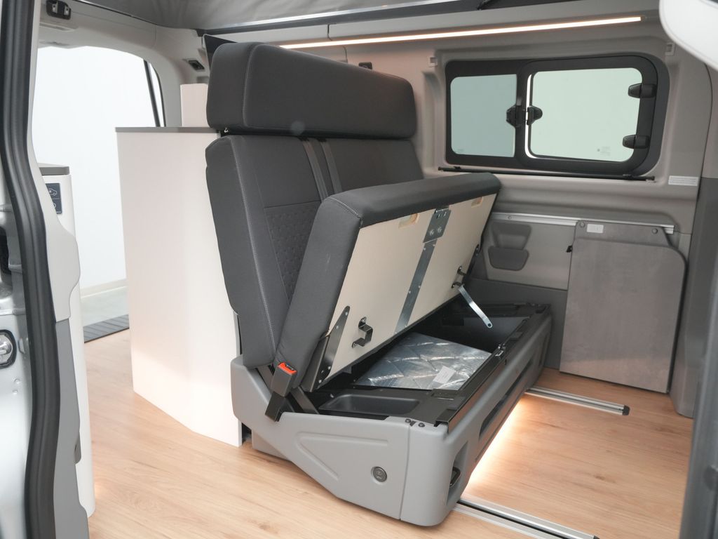 Ford Tourneo Custom 2025