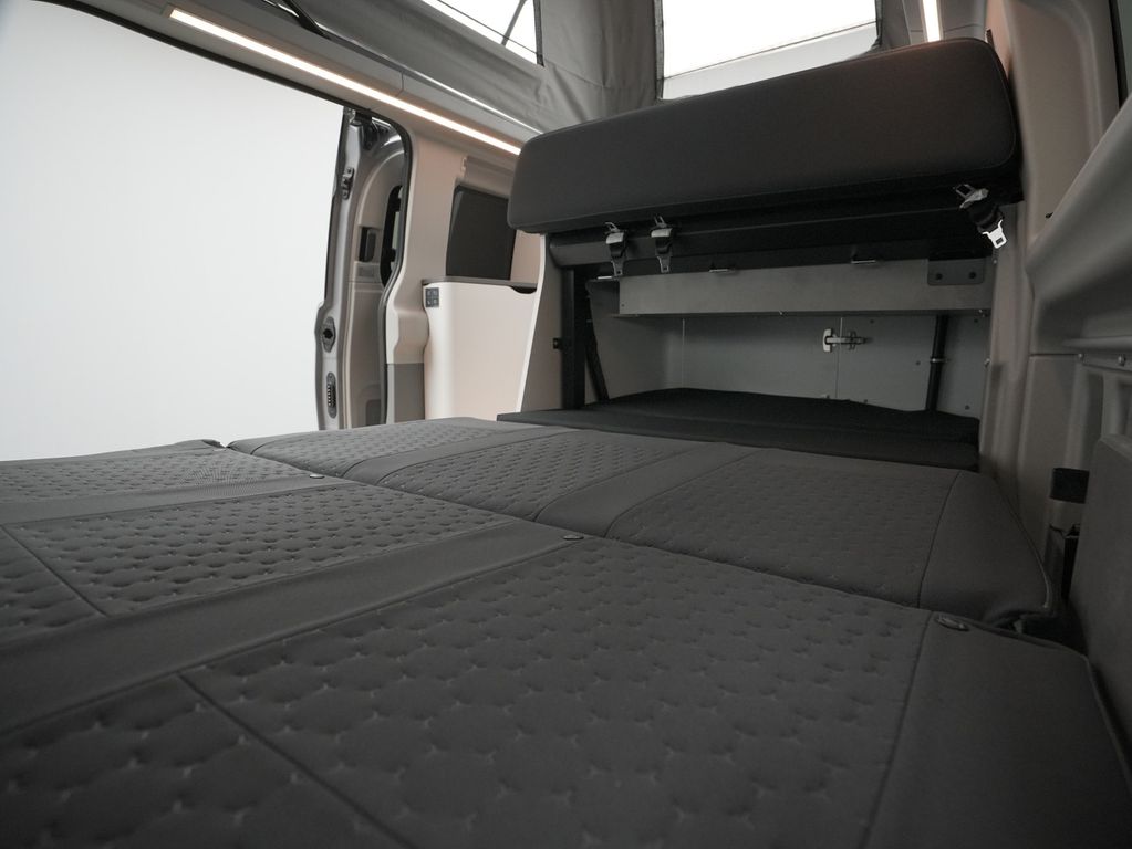 Ford Tourneo Custom 2025