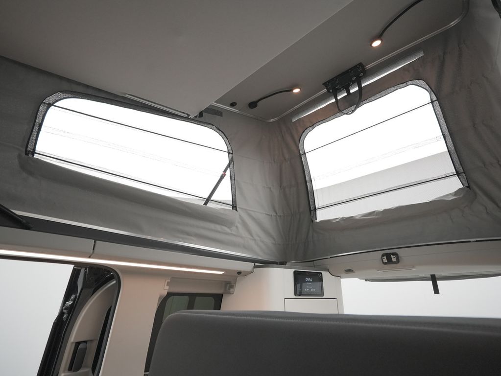 Ford Tourneo Custom 2025