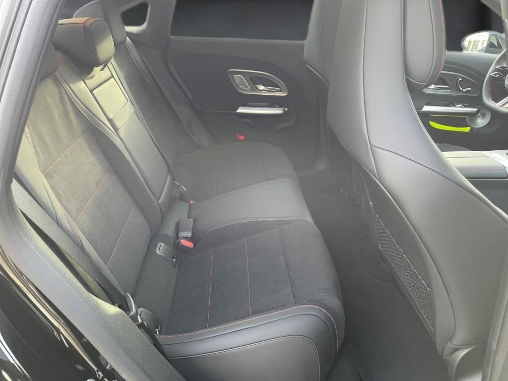 Mercedes-Benz CLA 250 2025