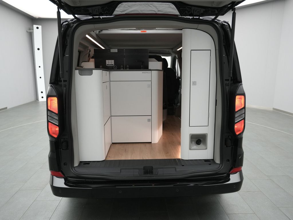 Ford Tourneo Custom 2025