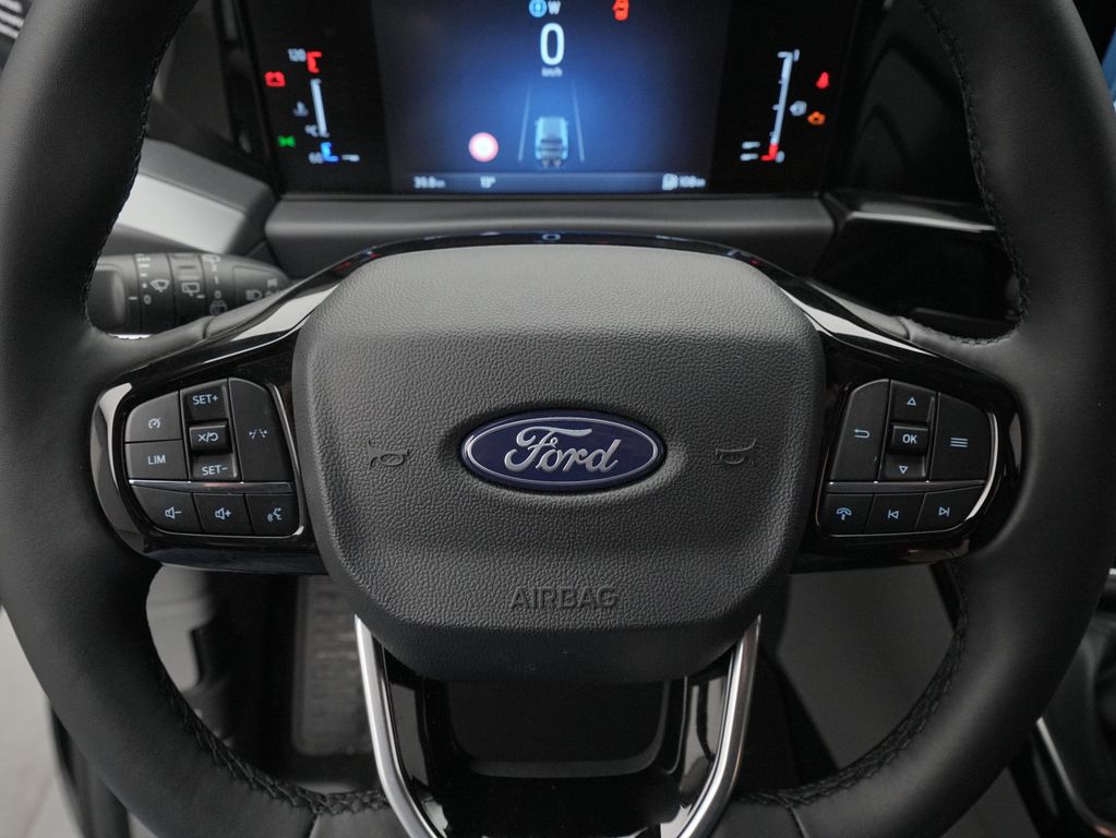 Ford Tourneo Custom 2025