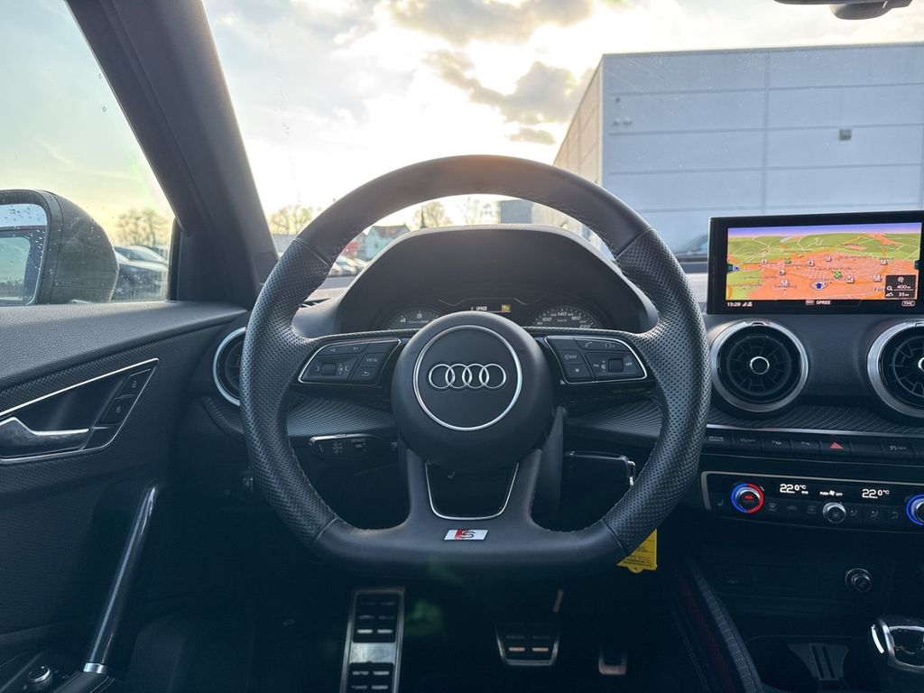 Audi SQ2 2022