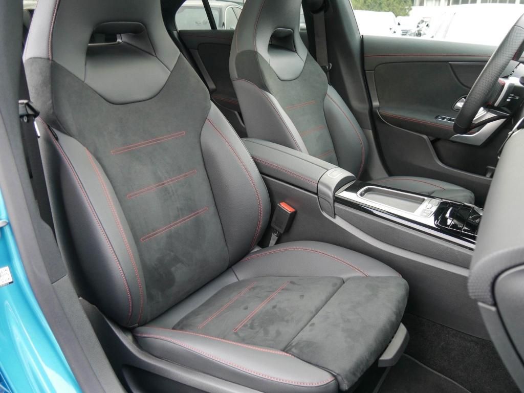 Mercedes-Benz CLA 250 2025