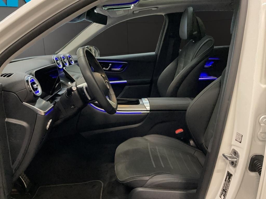 Mercedes-Benz GLC 300 2025