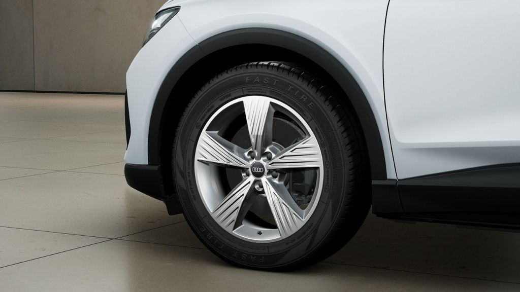 Audi Q4 e-tron 2025