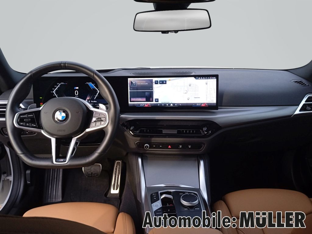 BMW 220 2025