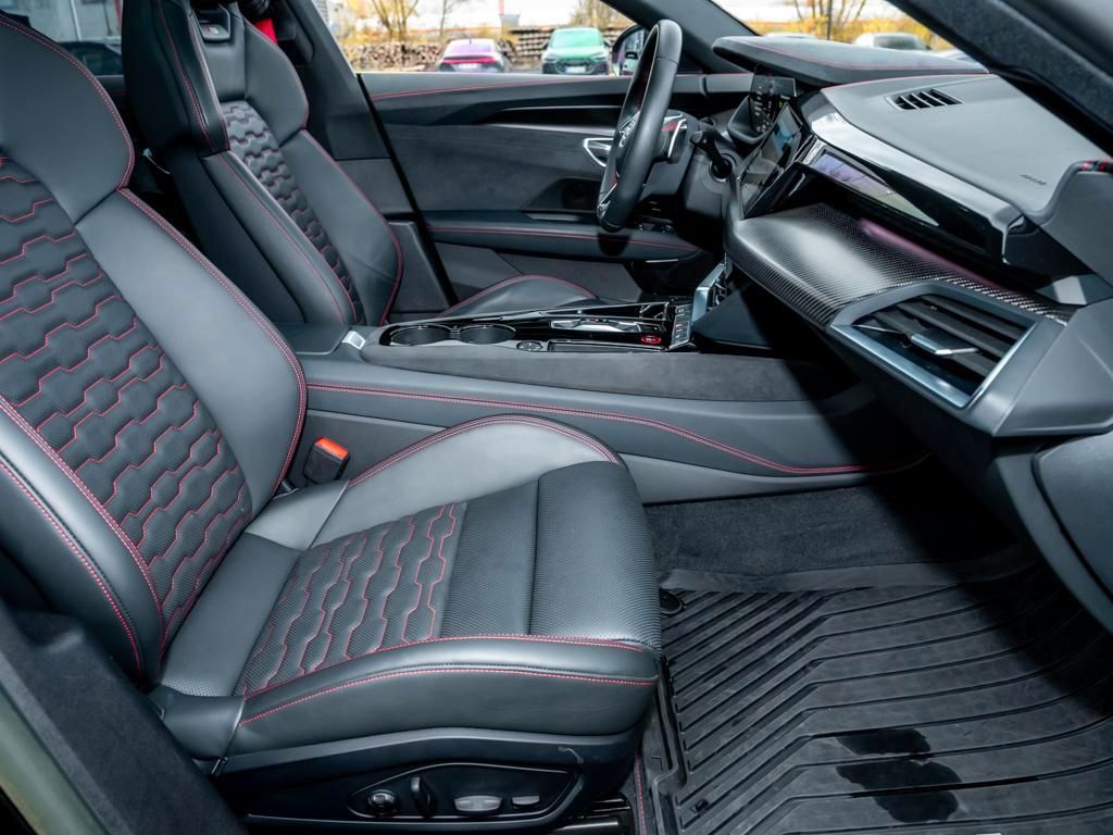 Audi e-tron 2022