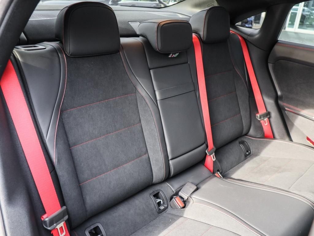 Mercedes-Benz CLA 350 2025