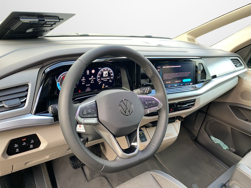 Volkswagen T7 California 2025