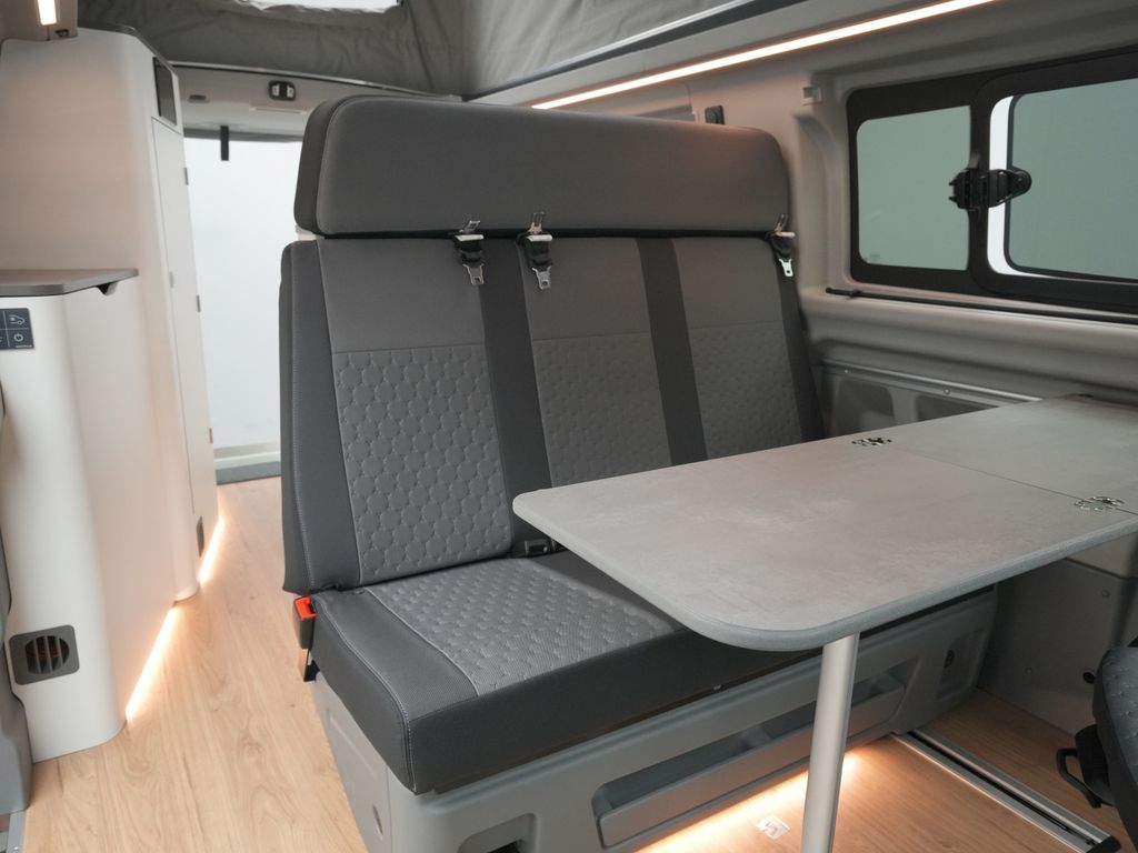 Ford Tourneo Custom 2025