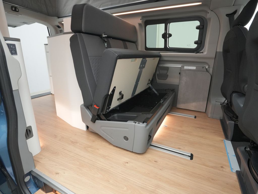 Ford Tourneo Custom 2025