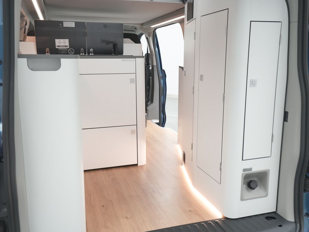Ford Tourneo Custom 2025