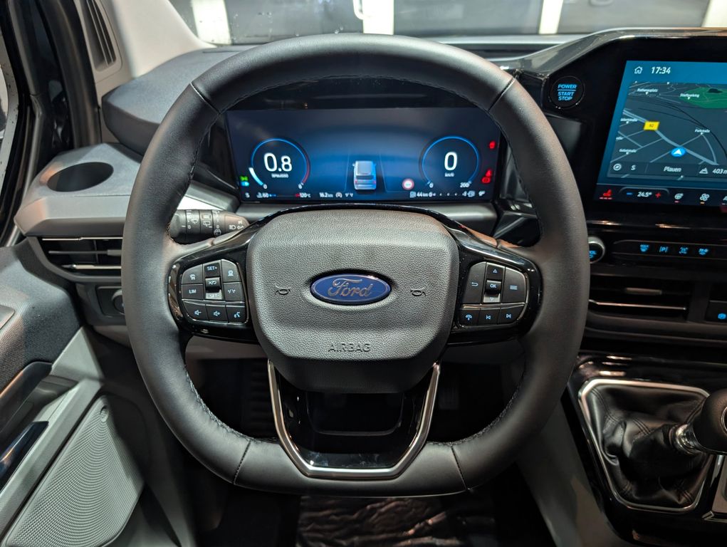 Ford Tourneo Custom 2025