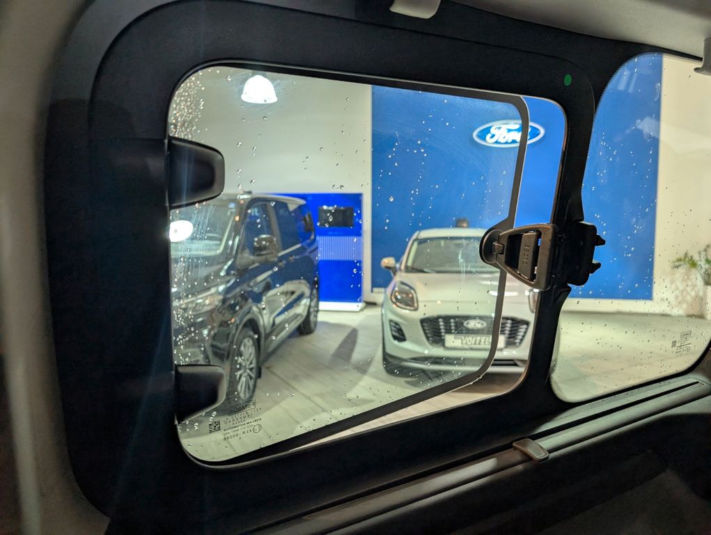 Ford Tourneo Custom 2025