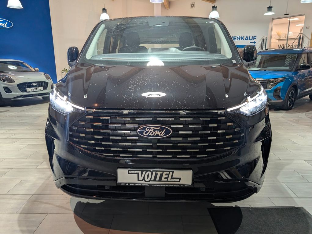 Ford Tourneo Custom 2025