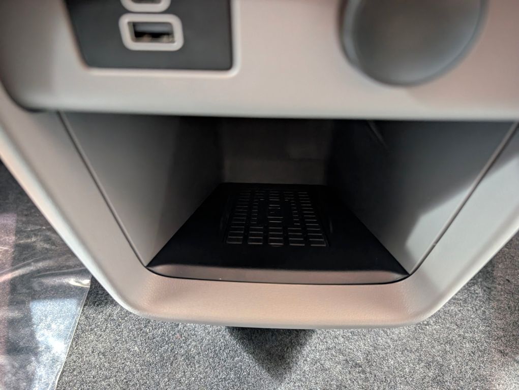 Ford Tourneo Custom 2025