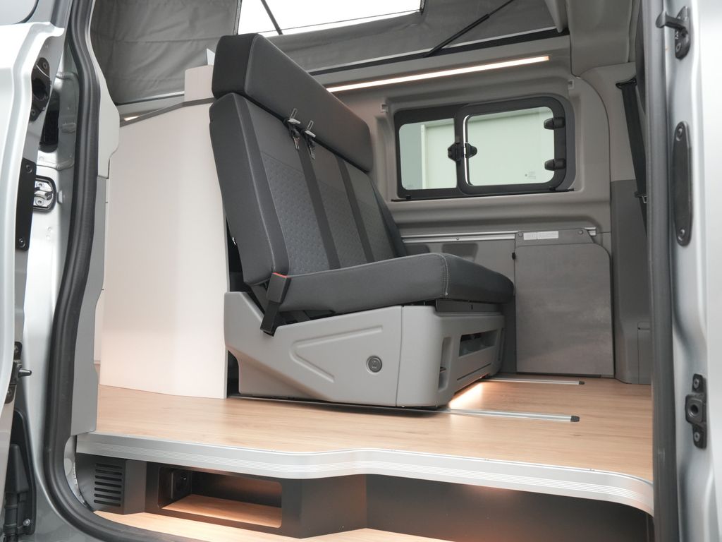 Ford Tourneo Custom 2025