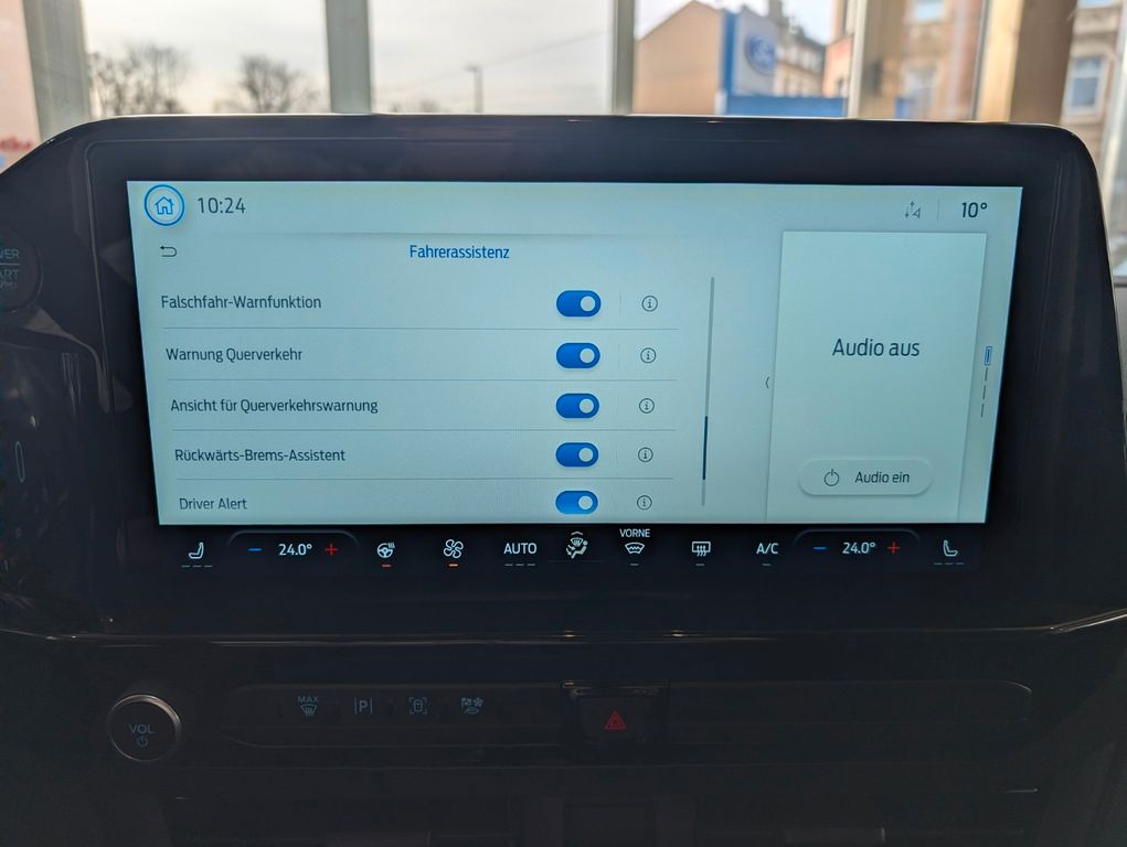 Ford Tourneo Custom 2025