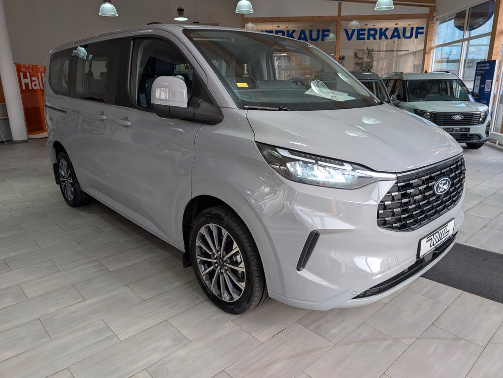 Ford Tourneo Custom 2025