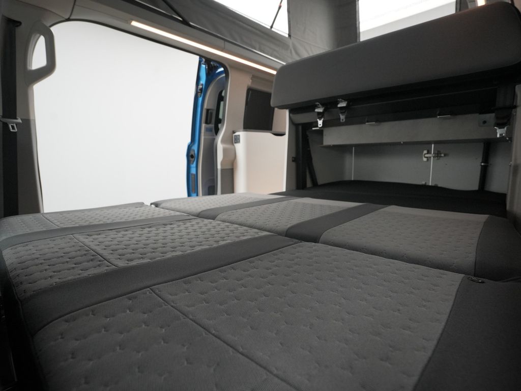 Ford Tourneo Custom 2025