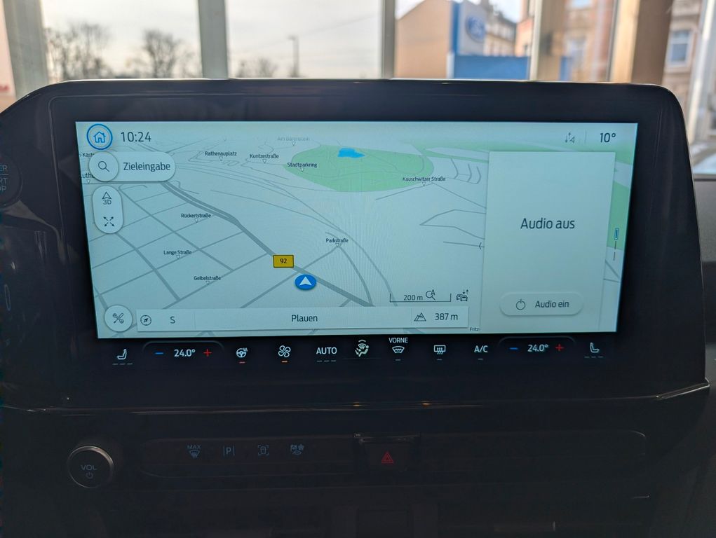 Ford Tourneo Custom 2025