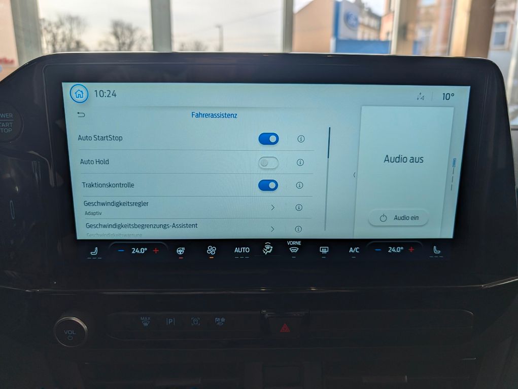 Ford Tourneo Custom 2025