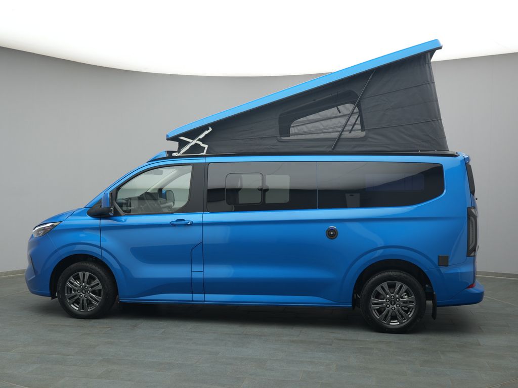 Ford Tourneo Custom 2025