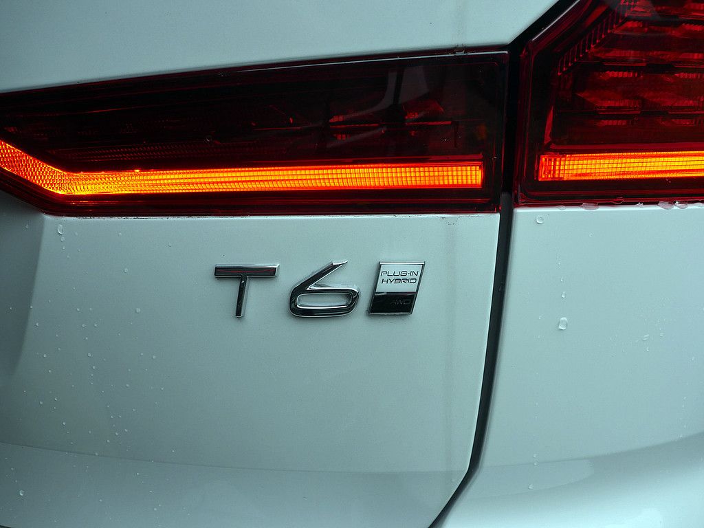 Volvo XC60 2025