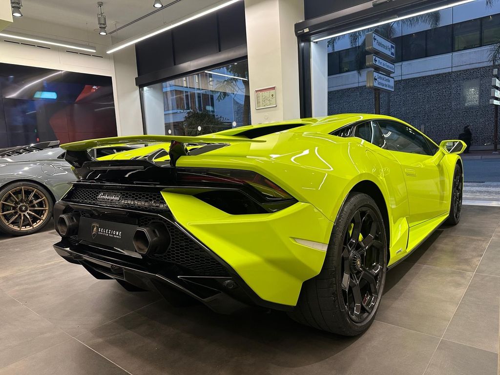 Lamborghini Huracán 2023